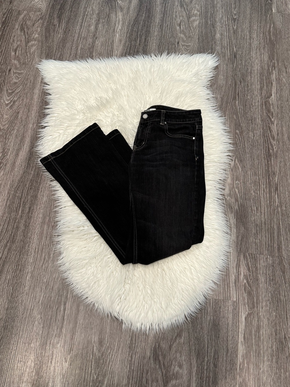 White House Black Market Black Denim Flare Jeans Size 6S.